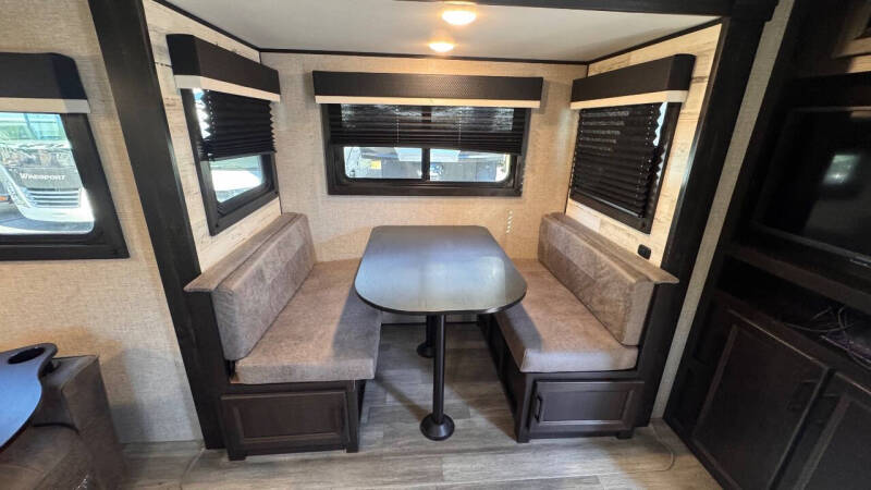 2022 Jayco Jay Feather 24RL