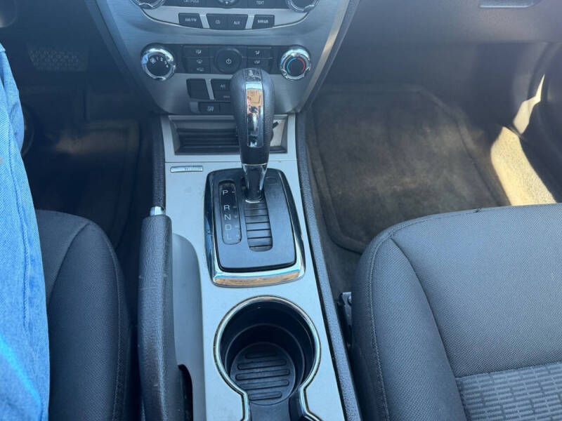 2012 Ford Fusion SE