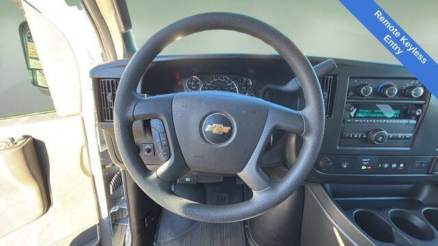 2024 Chevrolet Express LT 3500