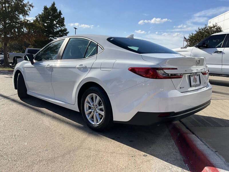 2025 Toyota Camry LE