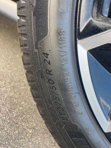 2024 GMC Sierra EV Denali Edition 1