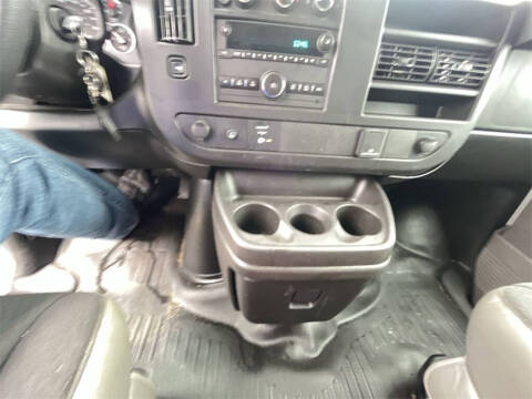 2024 GMC Savana 2500