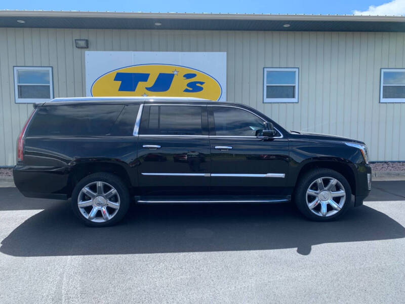 2018 Cadillac Escalade ESV Luxury's photo