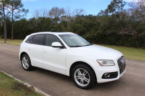 2013 Audi Q5 for sale at Clear Lake Auto World in League City TX