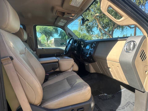 2012 Ford F-350 Super Duty Lariat