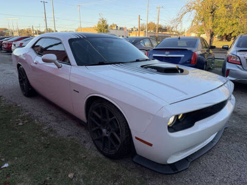 2016 Dodge Challenger R/T Shaker