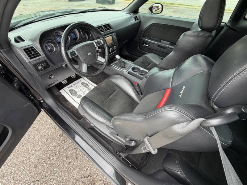 2010 Dodge Challenger SRT8