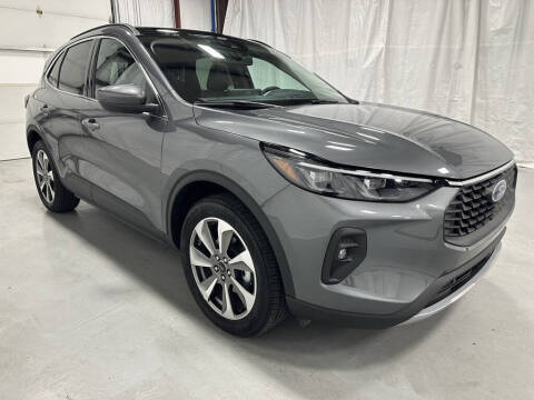 2025 Ford Escape Platinum