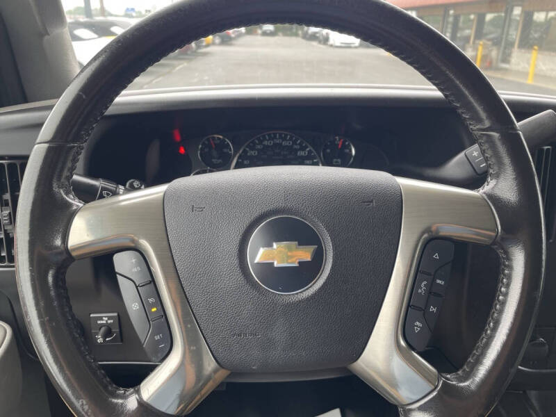 2019 Chevrolet Express 2500