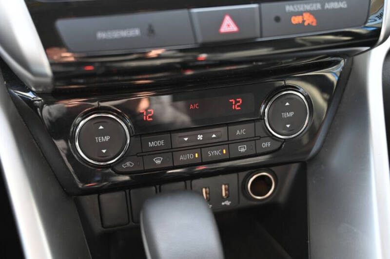 2024 Mitsubishi Eclipse Cross