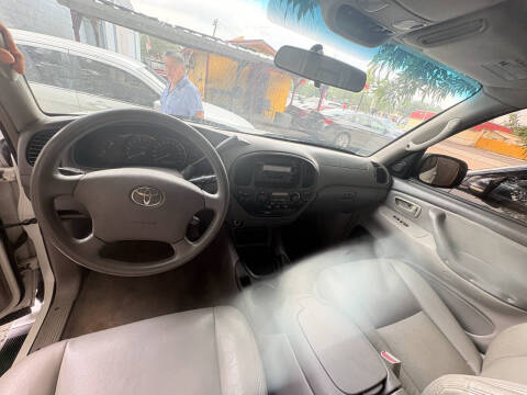 2006 Toyota Sequoia SR5