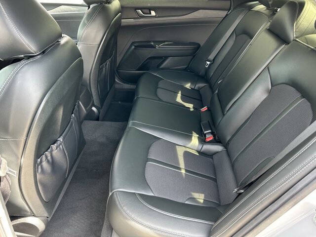 2023 Kia K5