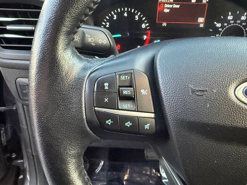 2020 Ford Escape SEL