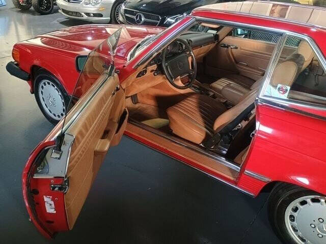 1988 Mercedes-Benz 560-Class 6