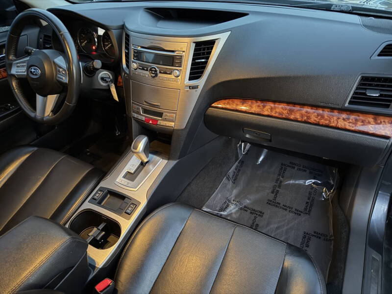 2011 Subaru Outback 2.5i Limited