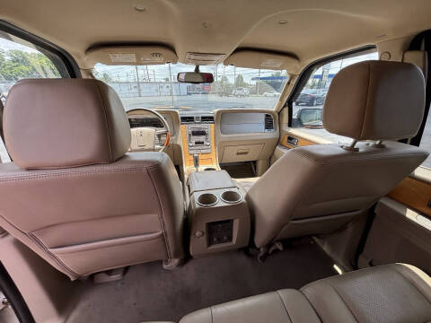 2008 Lincoln Navigator