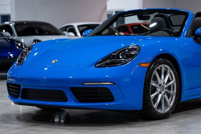 2022 Porsche 718 Boxster