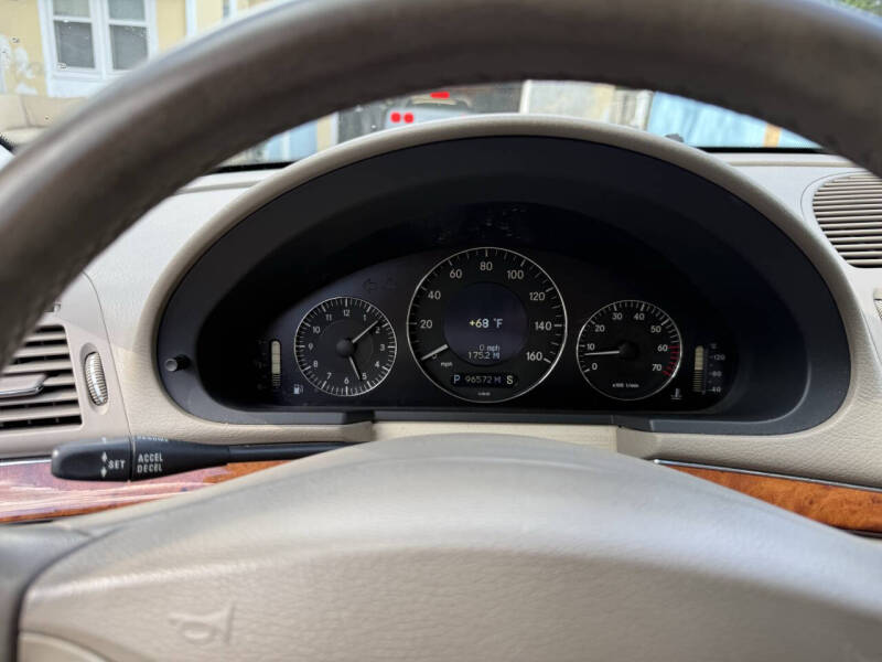 2003 Mercedes-Benz E-Class E 320