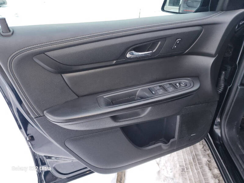 2017 Chevrolet Traverse LT