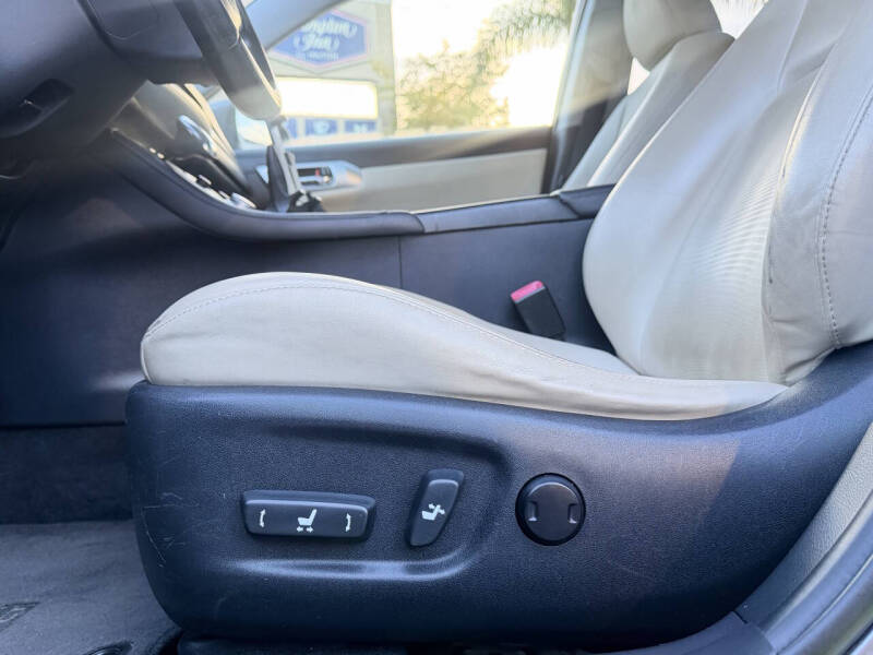 2012 Lexus CT 200h Premium