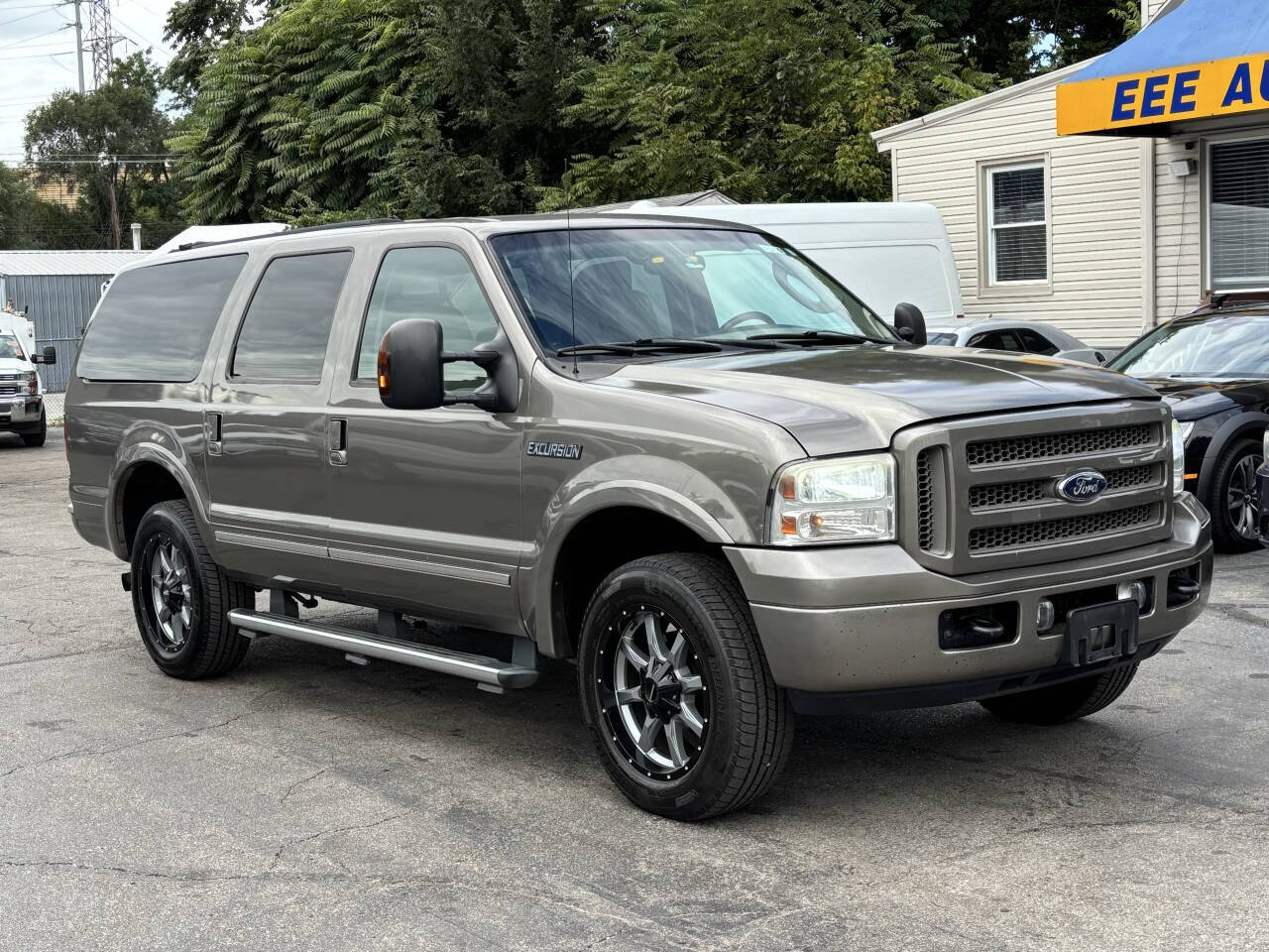 Lt. Brown 2005 Ford Excursion Limited Limited 4WD 4dr SUV 2