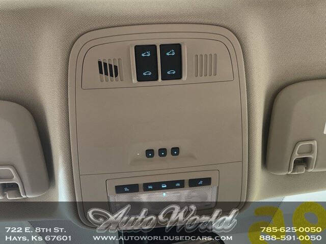 2013 Buick Regal Premium 1