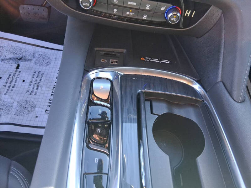 2022 Buick Enclave Essence