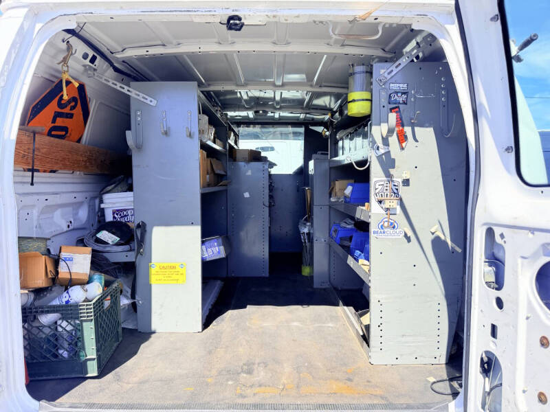 2010 Ford E-Series E-250
