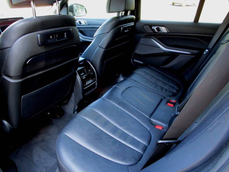 2020 BMW X5 M50i xDrive