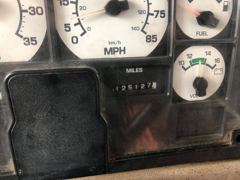 2001 International 3000IC