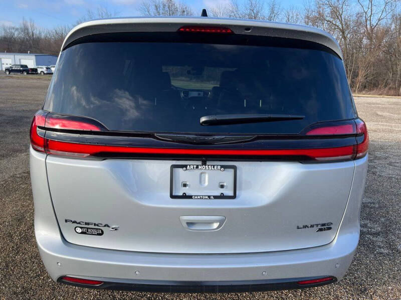 2026 Chrysler Pacifica Limited