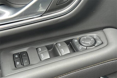 2023 GMC Yukon XL AT4