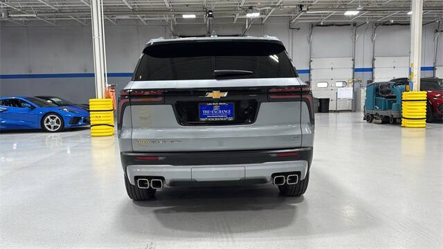 2024 Chevrolet Traverse LT