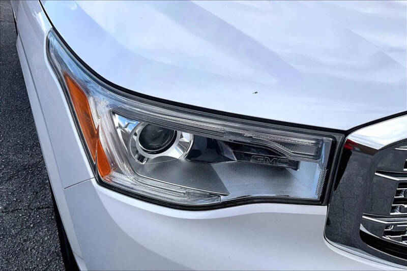 2017 GMC Acadia Denali