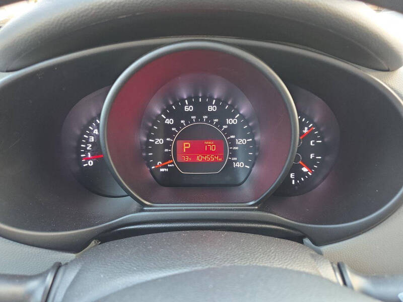 2016 Kia Soul +