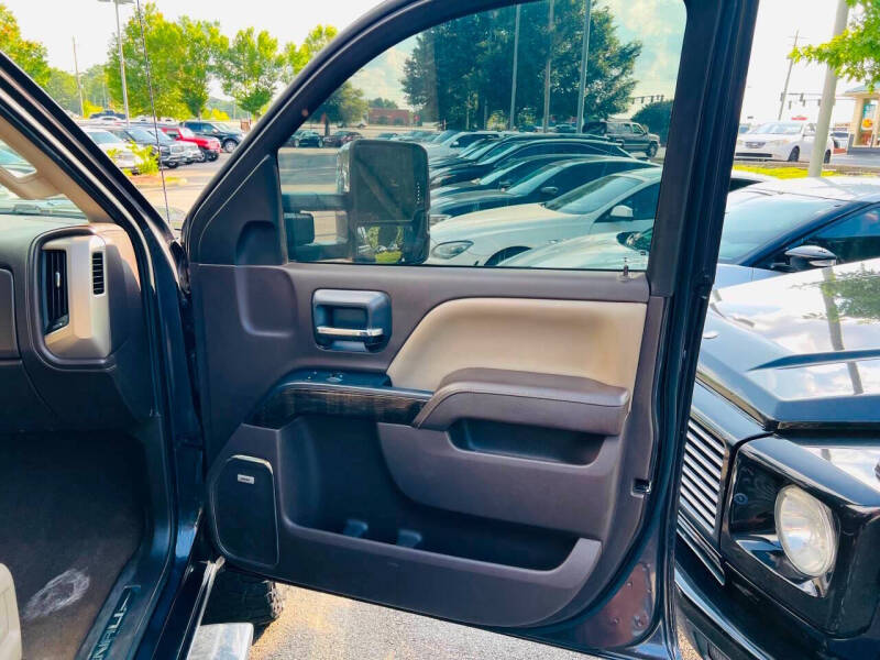 2015 GMC Sierra 2500HD Denali