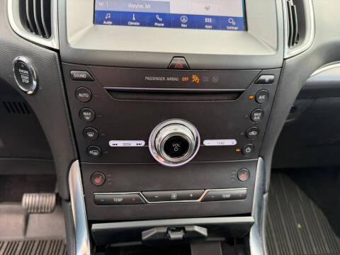 2019 Ford Edge Titanium