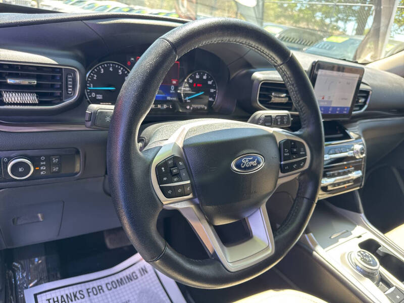 2023 Ford Explorer Limited