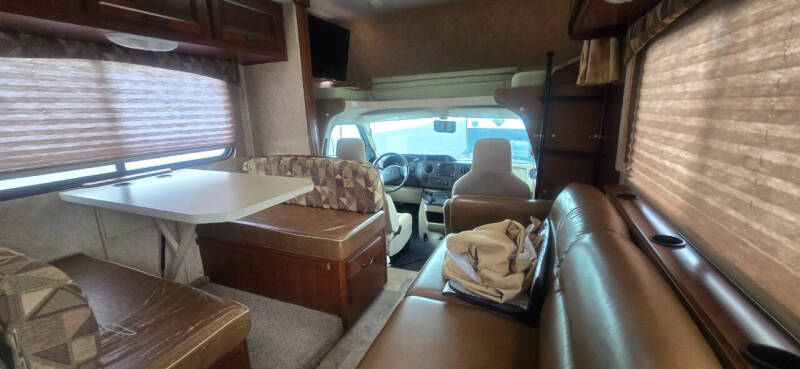 2013 SUNSEEKER SSC3050SF