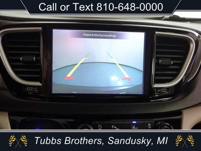 2022 Chrysler Pacifica Touring L