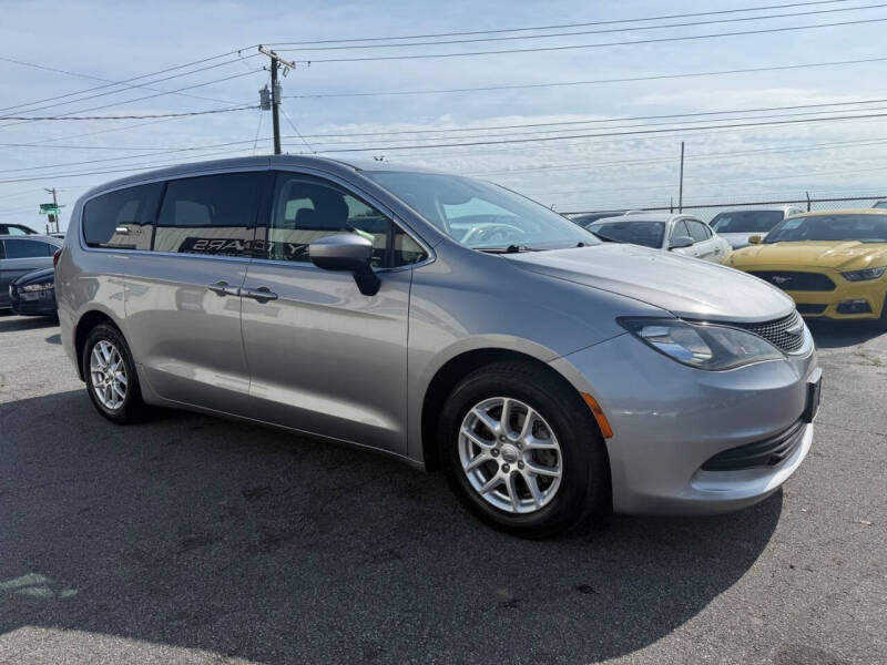 2017 Chrysler Pacifica Touring