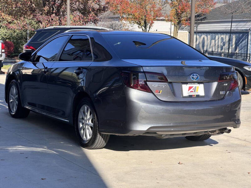 2013 Toyota Camry LE Hybrid photo 11