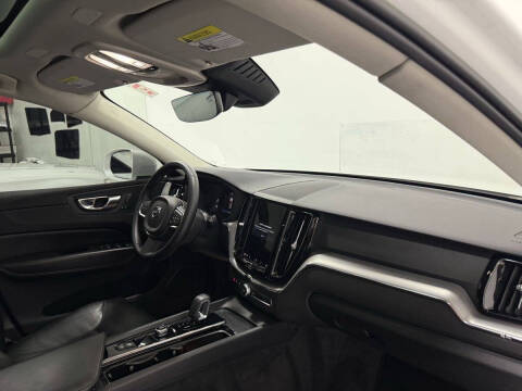 2023 Volvo XC60 B5 Core