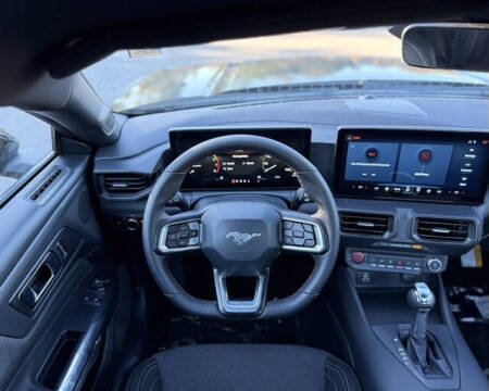 2025 Ford Mustang EcoBoost