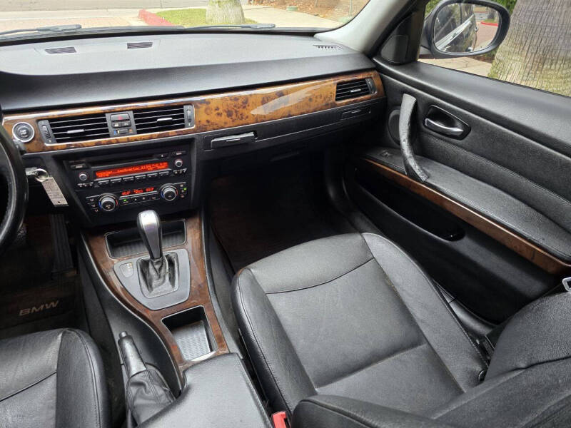 2011 BMW 3 Series 328i