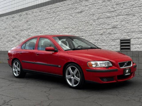 2004 Volvo S60 R