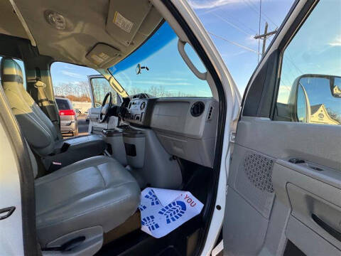 2014 Ford E-Series E-250