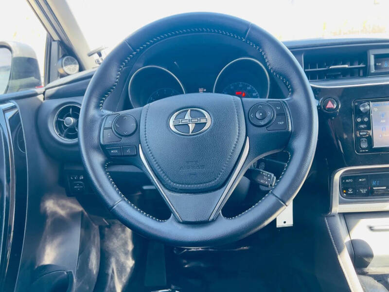 2016 Scion iM