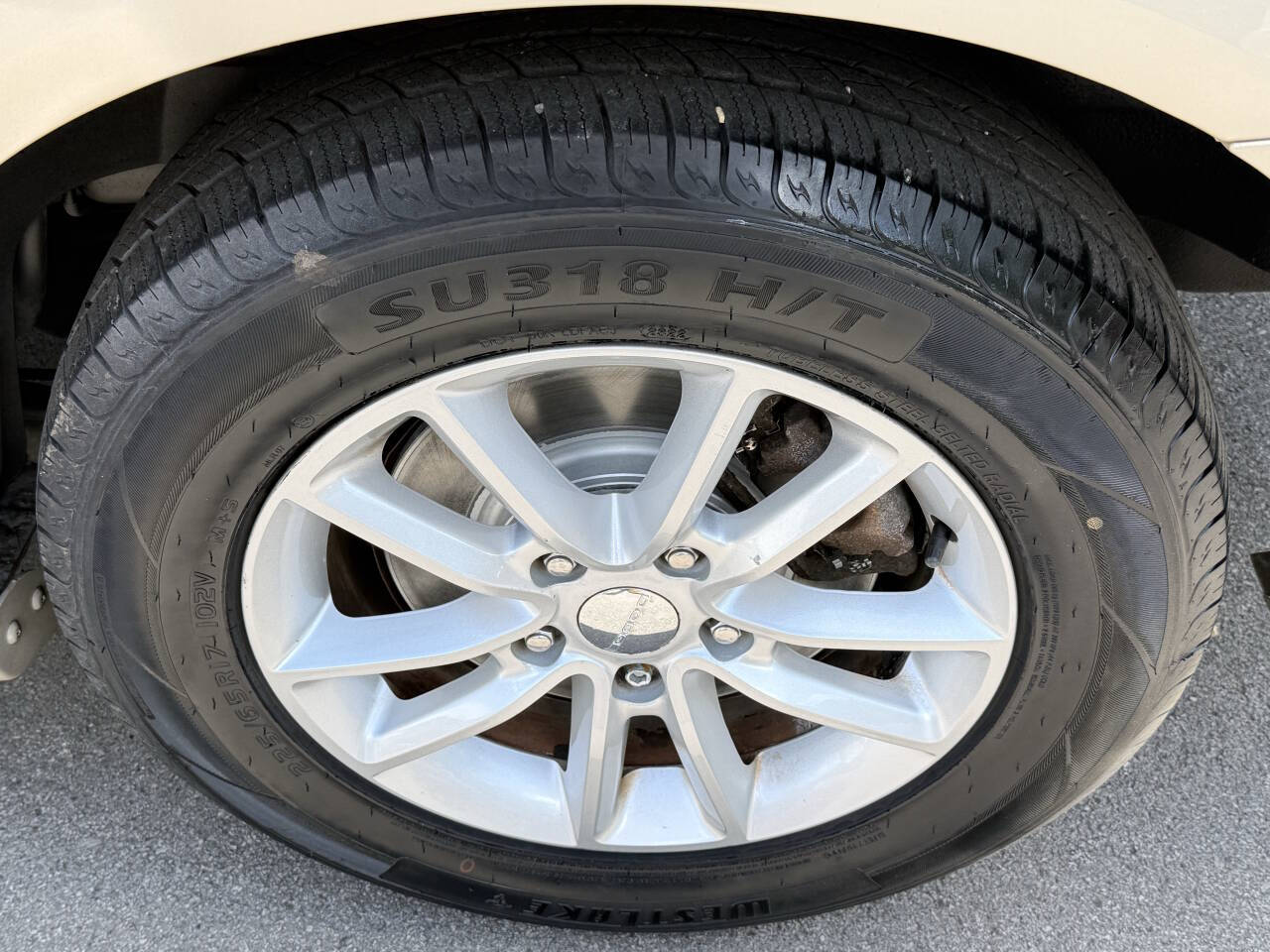 Gold 2013 Dodge Grand Caravan SXT SXT 4dr Mini-Van 25