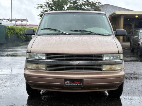 2003 Chevrolet Astro LT